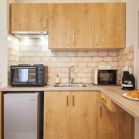 Stay In A Hip Decorated Studio Near Acropolis! Атина Екстериор снимка